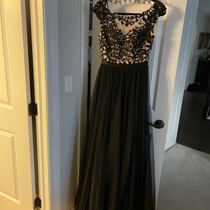 Sherri hill prom dress